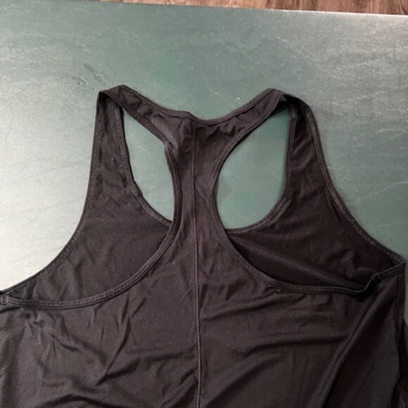 Closet Clearance Lole Racer Back Tank Size XL - Picture 3 of 8